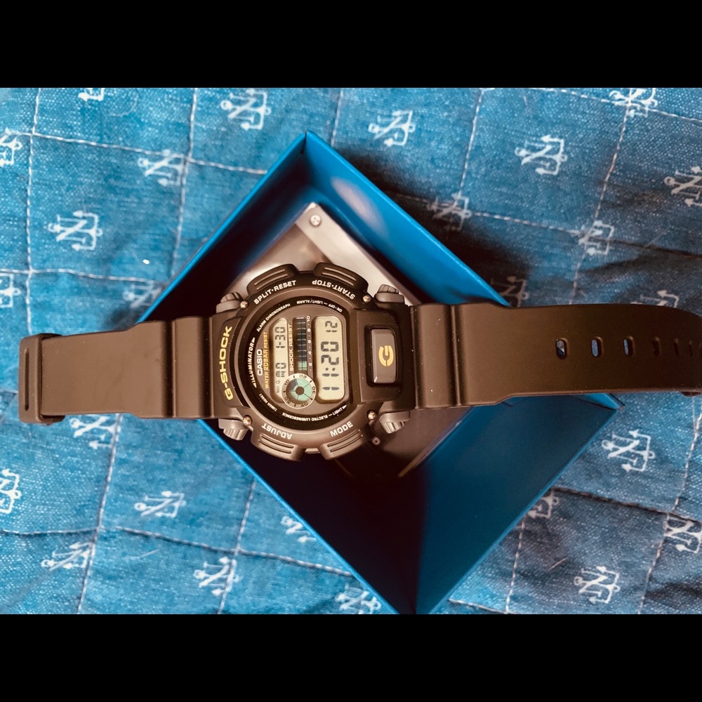 “SOLD” Casio G-Shock DW/9052-1